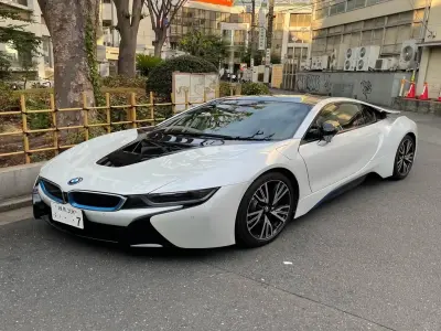 BMW i8 - Siêu xe hybrid mang đậm phong cách tương lai