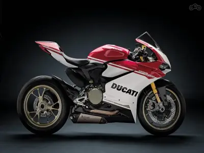 Ducati panigale - Huyền thoại tốc độ với thiết kế tuyệt mỹ từ Ý