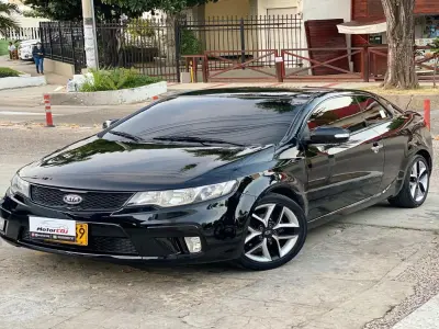 Bộ ảnh Kia K3 độ mâm 5 chấu kép và mâm xoắn ấn tượng