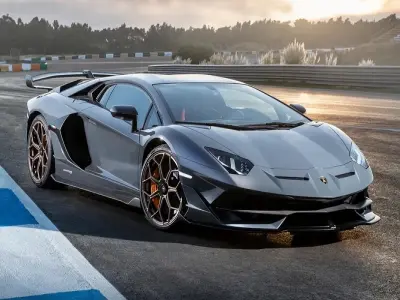 Tổng hợp ảnh xe Lamborghini Aventador SVJ đẹp mắt mọi góc