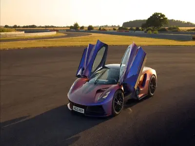Khám phá bộ sưu tập ảnh xe Lotus Evija siêu sang độc đáo