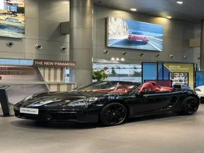 Siêu xe thể thao Porsche 718 mang trải nghiệm tốc độ đỉnh cao