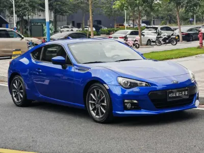 25+ hình ảnh nội thất xe Subaru BRZ sang trọng tiện nghi