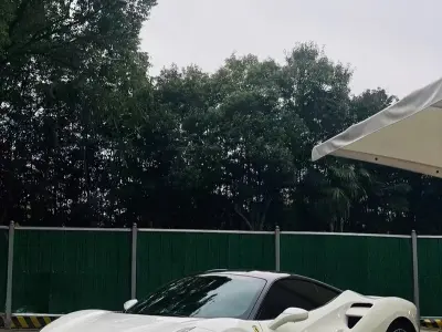 Ferrari 488 biểu tượng hiệu năng của làng xe thể thao Ý
