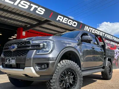 Kho ảnh thực tế Ford Ranger độ mâm Offroad và mâm lồi cực ngầu